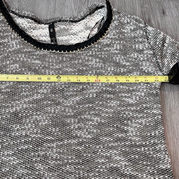 Jessica Simpson Women's Black Marbled Ribbon Chain Link Neck Sweater Plus Sz 1X - Picture 8 of 13